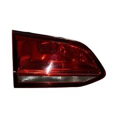 VW Golf 7 kombi r.v. 2014 levé zadní vnitřní světlo