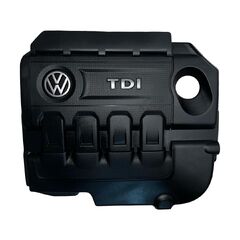 VW Passat B8 kombi r.v. 2015 horní kryt motoru CRLB 04L103925Q