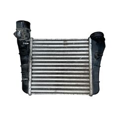 Audi A4 B7 8E avant r.v. 2007 levý intercooler 8E0145805AA