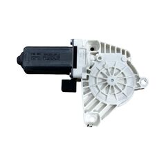 VW Passat B8 kombi r.v. 2015 levý motorek stahovaní oken 5Q4959801B