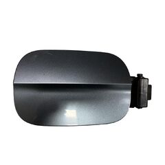 Škoda Superb 3 Sportline kombi r.v. 2018 šedá metalíza kód barvy LF7Y 6F6F víko nádrže 3V9809702C