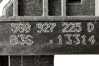 VW Golf 7 R-Line hatchback r.v. 2015 tlačítko ruční brzdy 5G8927225D