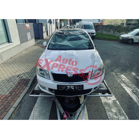 Vůz na díly Škoda Octavia 2 kombi facelift 2009 BLS LQS LF9E