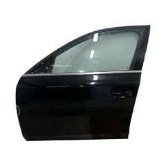 Audi A4 B8 8K allroad avant r.v. 2010 černá metalíza kód barvy LZ9Y levé přední dveře