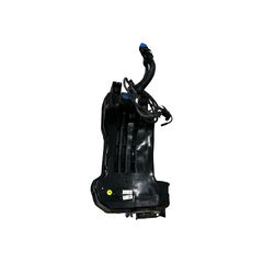 Audi SQ7 4M r.v. 2018 nádrž AdBlue 4M0131878 4M0131878BT