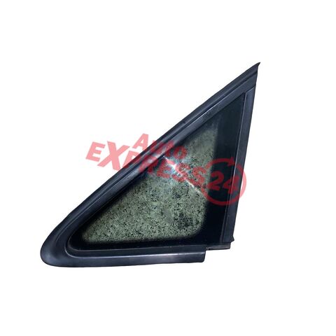 VW Caddy 2K kombi r.v. 2008 levé přední malé sklo