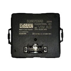 VW Passat B8 kombi r.v. 2015 řídící jednotka gateway 5Q0907530L