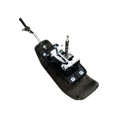 Audi A4 B8 8K avant r.v. 2009 mechanismus řazení 8K1713041H