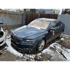 Vůz na náhradní díly Škoda Superb 3 sedan 2018 DFHA SWP LW5Q