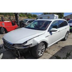 Vůz na náhradní díly VW Passat B8 kombi 2016 CUAA RCG LC9A