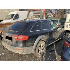 Vůz na náhradní díly Audi A4 B8 8K FL allroad avant 2015 CNHA PJV LY9T