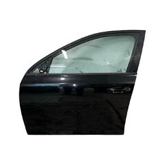 koda Octavia 3 kombi r.v. 2014 černá metalíza kód barvy LF9R 9910 1Z1Z levé přední dveře