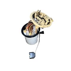 VW Passat B8 kombi r.v. 2016 palivové čerpadlo nádrže 3Q0919050A