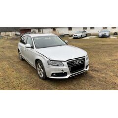 Vůz na náhradní díly Audi A4 B8 8K S-line avant 2011 CGKA KXQ LX7W