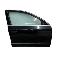 Škoda Superb 2 sedan r.v. 2010 černá metalíza kód barvy LF9R 9910 1Z1Z pravé přední dveře