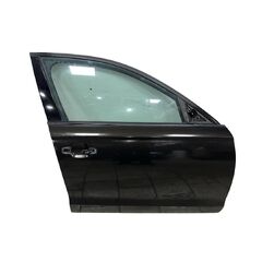 Audi A6 C7 4G avant r.v. 2012 černá metalíza kód barvy LY8X pravé přední dveře