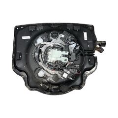 VW Touareg 7P R-Line facelift r.v. 2016 nádrž AdBlue 7P0131878 7P6131978B