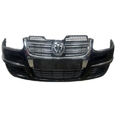 VW Golf 5 kombi r.v. 2009 černá metalíza kód barvy LC9X přední nárazník