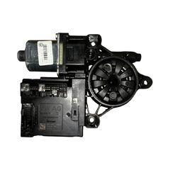 VW Passat B7 kombi r.v. 2013 motorek stahování oken 3AA837461 3C0959793C