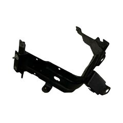 Audi Q7 4M r.v. 2018 druhá generace pravý držák blatníku 4M0821138B