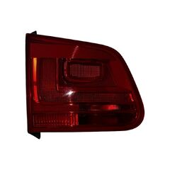 VW Tiguan 5N facelift r.v. 2014 levé zadní vnitřní světlo 5N0945093G