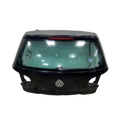 VW Golf 6 hatchback r.v. 2009 černá metalíza kód barvy LC9X páté dveře