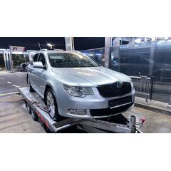 Vůz na náhradní díly Škoda Superb 2 kombi 2011 CFG KXY LA7W