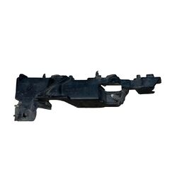 Audi A6 4G S-Line avant r.v. 2013 pravý držák předního nárazníku 4G0807284