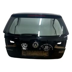 VW Passat B7 kombi r.v. 2014 černá metalíza kód barvy LC9X páté dveře