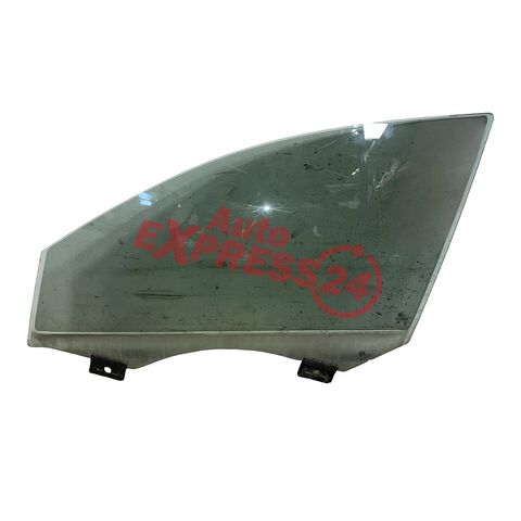 Audi A8 D4 4H sedan r.v. 2011 levé přední sklo dvojité