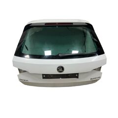 Škoda Superb 3 kombi r.v. 2017 barva bílá perleť kód barvy LS9R 2Y2Y páté dveře