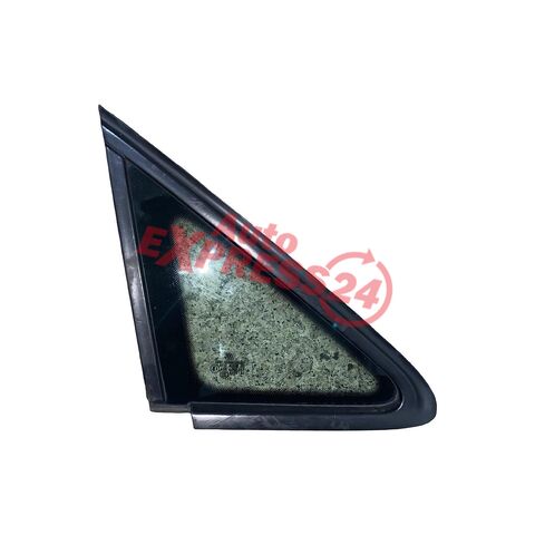 VW Caddy 2K kombi r.v. 2008 pravé přední male sklo