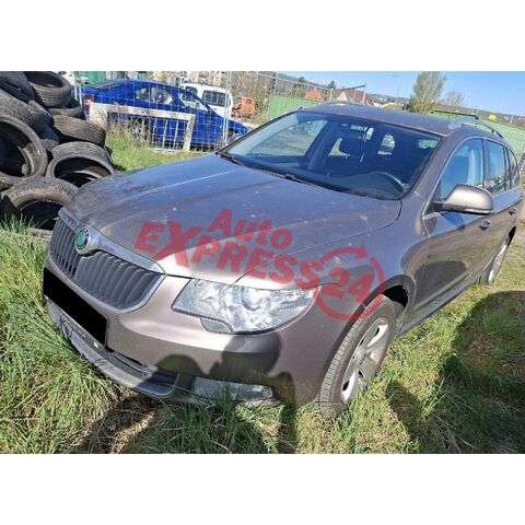 Vůz na náhradní díly Škoda Superb 2 kombi 2010 CFFB LHD LF4U