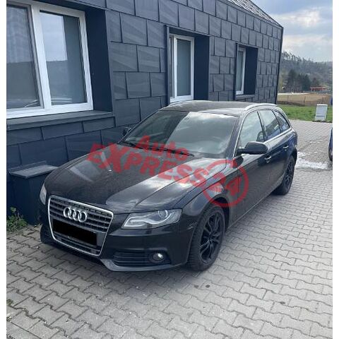 Vůz na náhradní díly Audi A4 B8 8K avant 2010 CAGA LLA LZ9Y