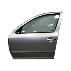 Škoda Octavia 2 facelift kombi r.v. 2013 stříbrná metalíza barva kód barvy LA7W 9156 8E8E levé přední dveře
