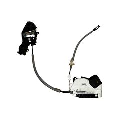 VW Passat B8 kombi r.v. 2015 zámek dveří 5E0839015A