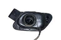 VW Golf 7 R-Line hatchback r.v. 2015 bílá metalíza kód barvy LC9A víko nádrže 5G0809857