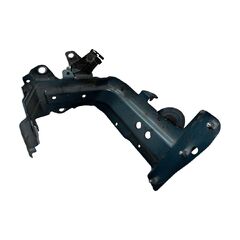 Audi SQ7 4M r.v. 2018 levý držák předního blatníku 4M0821131C 4M0821137B