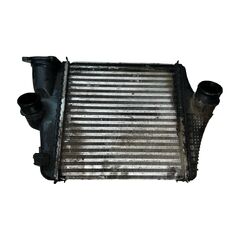 Audi SQ7 4M r.v. 2018 levý intercooler 4M0145803AA