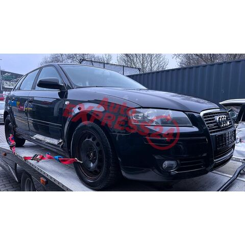 Vůz na náhradní díly Audi A3 Sportback 2007 BMM JLR LZ9Y