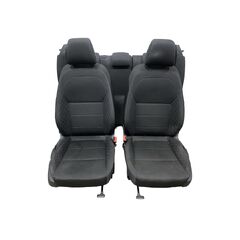 Škoda Superb 3 kombi r.v. 2018 látkové sedačky