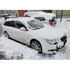 Vůz na náhradní díly Škoda Superb 2 kombi 2013 CDVA PBT LF9E