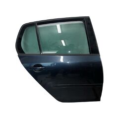 W Golf 5 GTI r.v. 2006 modrá satin metalíza kód barvy LC5F pravé zadní dveře