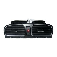 VW Golf 6 kombi r.v. 2010 prostřední ofukovač 5K0815736D