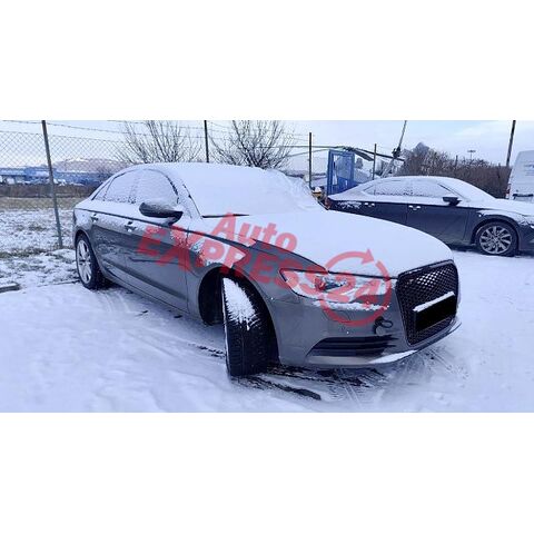 Vůz na náhradní díly Audi A6 4G sedan 2012 CHVA NPD LY1P