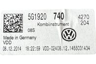 VW Golf 7 R-Line hatchback r.v. 2015 benzínové budíky 5G1920740