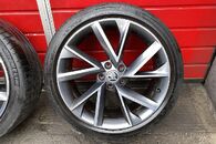 Kola 235/40 ZR19 letni pneu 2,4mm 3V0601025AP 8Jx19H2 ET44