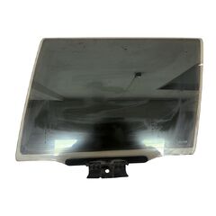 Škoda Octavia 2 facelift kombi Laurin a Klement r.v. 2010 levé zadní dvojité sklo