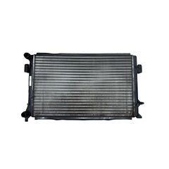 VW Caddy 2k r.v. 2008 chladič BSX 1K0121251BR