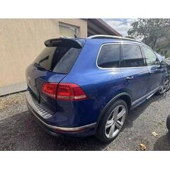 Vůz na náhradní díly VW Touareg 7P R-Line facelift 2016 CVVA PXP LB5K